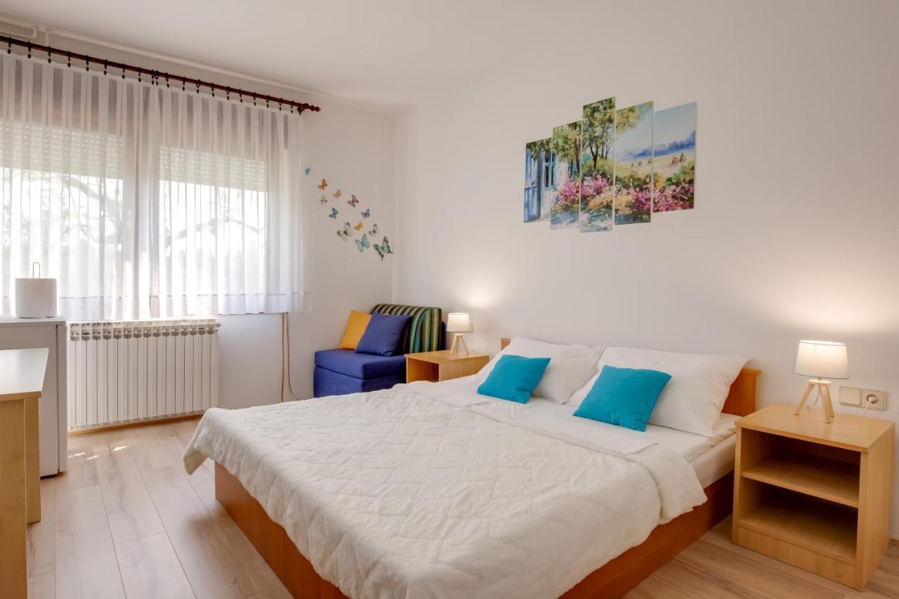 Rooms Marijana Obrovac Slunj Habitación foto