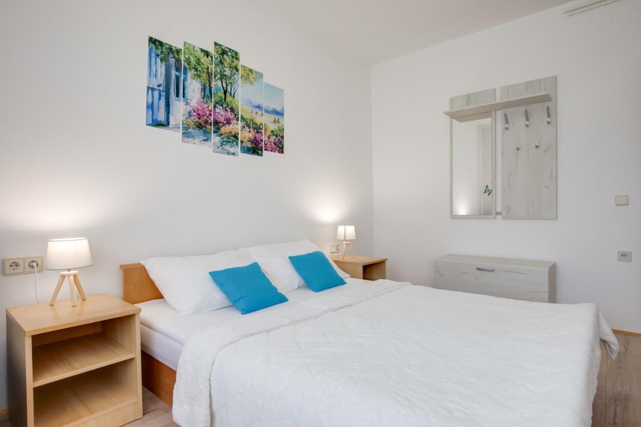 Rooms Marijana Obrovac Slunj Exterior foto